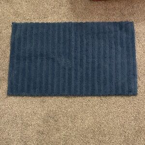 Sonoma Goods For Life Navy Blue Quick-Dry Bath Rug 20x32